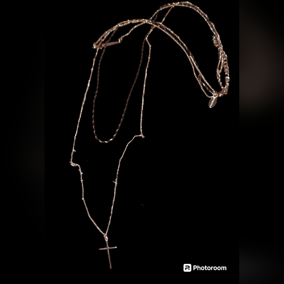 Express cross three layered strand necklace adjustable length - Picture 1 of 10
